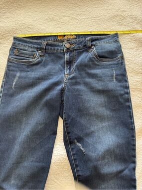 Kut from the Kloth Women’s Skinny Jeans in Dark Blue
